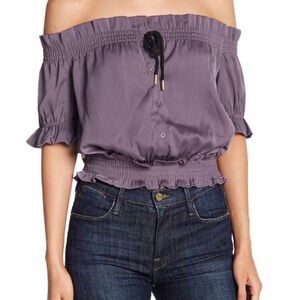 Romeo & Juliet Couture ruffle trim top medium